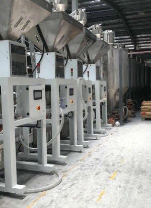 自动称重、比例称重混合机、称重式混合机、计量式色母机