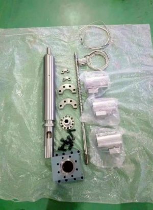 双合金螺杆料管